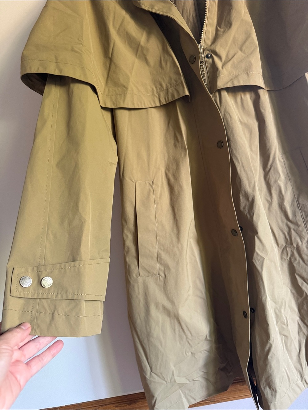 Avec Les Filles Hooded Cape Raincoat - Picture 6 of 10
